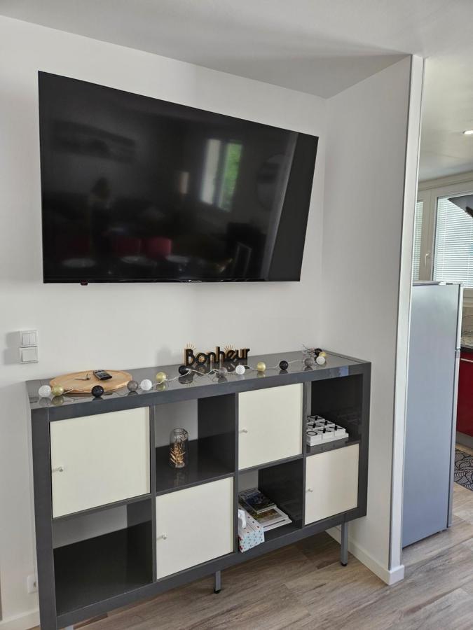 Chez Louise, Appartement T3 A Deux Pas Du Centre Bagnères-de-Luchon Kültér fotó